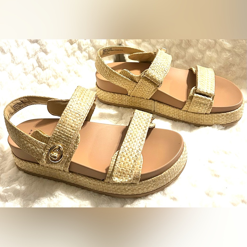 A New Day Tanner Platform Double Band woven cream tan sandals size 7.5